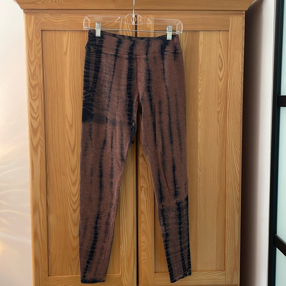 Sundry Tie Dye Leggings